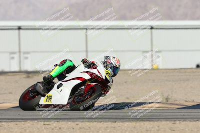 media/Jan-15-2026-Racers Edge (Thu) [[dfebeb70ab]]/2-A Group/Session 3 (Turn 16)/